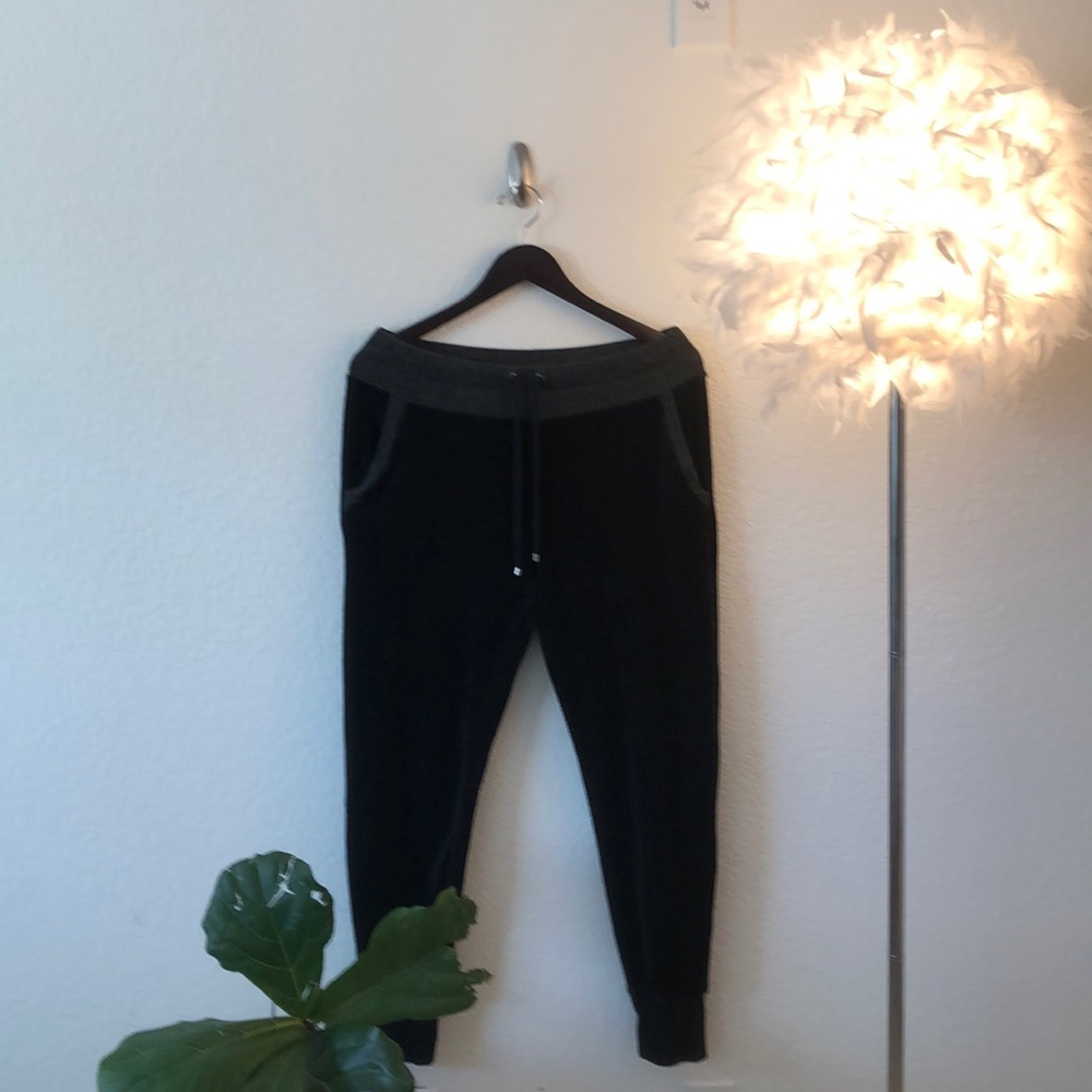 Splendid Black Velour Sweatpants